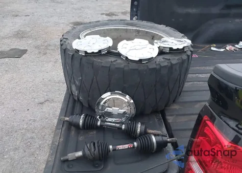 2016 Chevrolet Silverado 1500 1Lt z USA, uszkodzony, nr VIN 3GCPCREC4GG280671